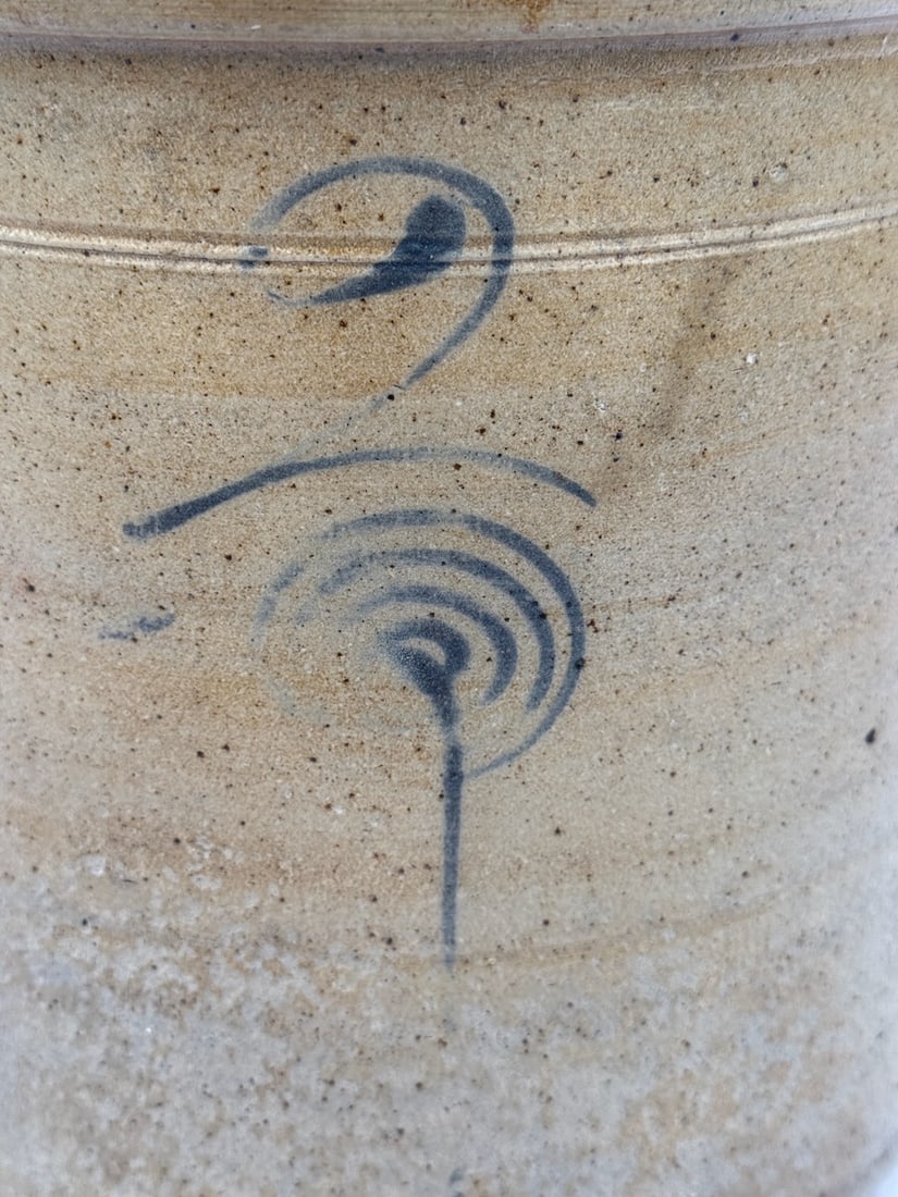 Blue-marked Crock - 2