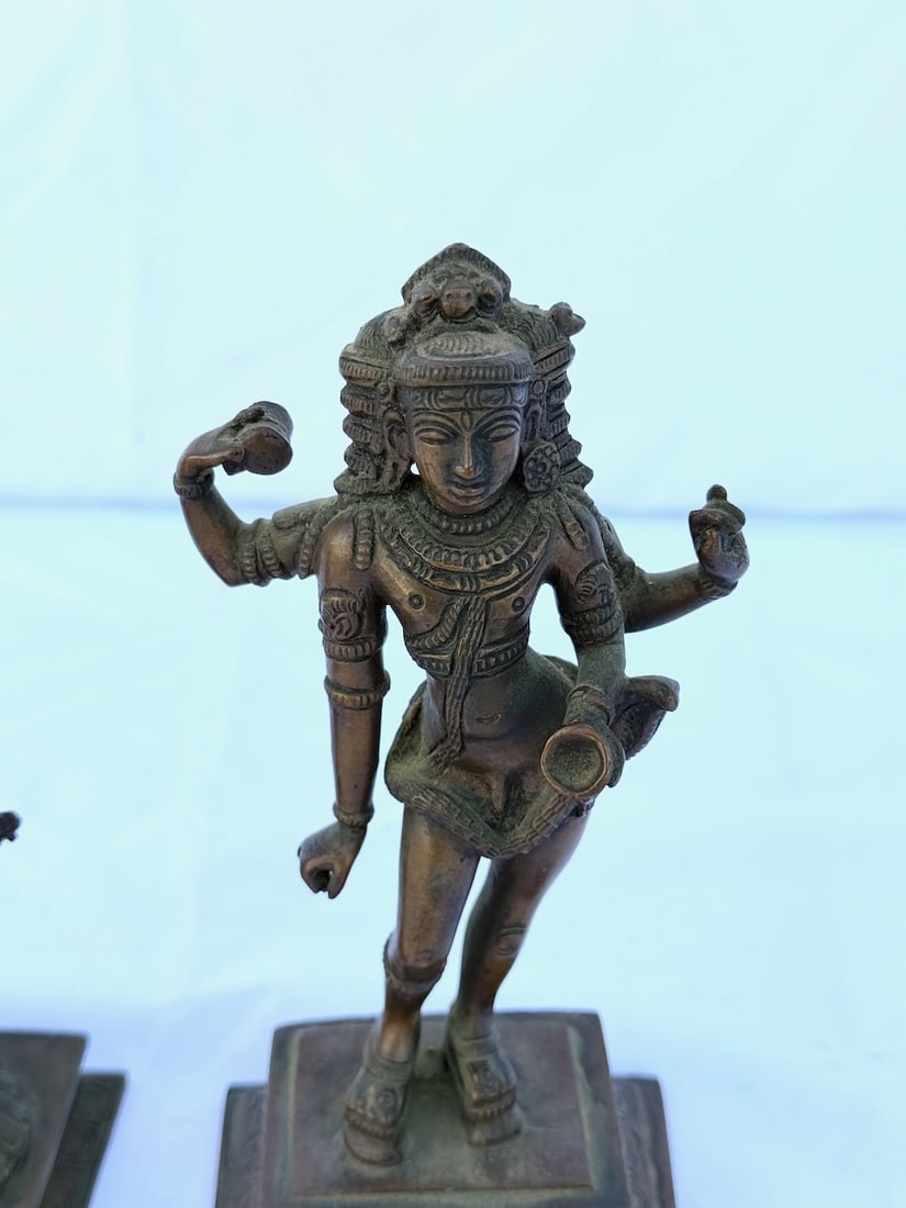 2 Bronze Statues - 2