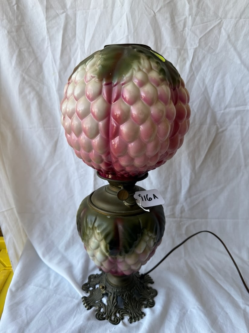 Antique GWTW Lamp (1 of 3)