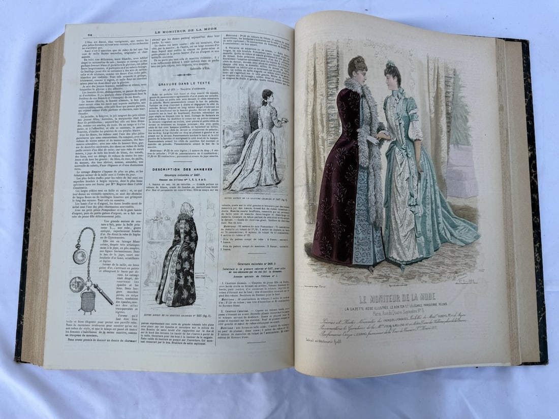 Large Volume Bound Album - 8