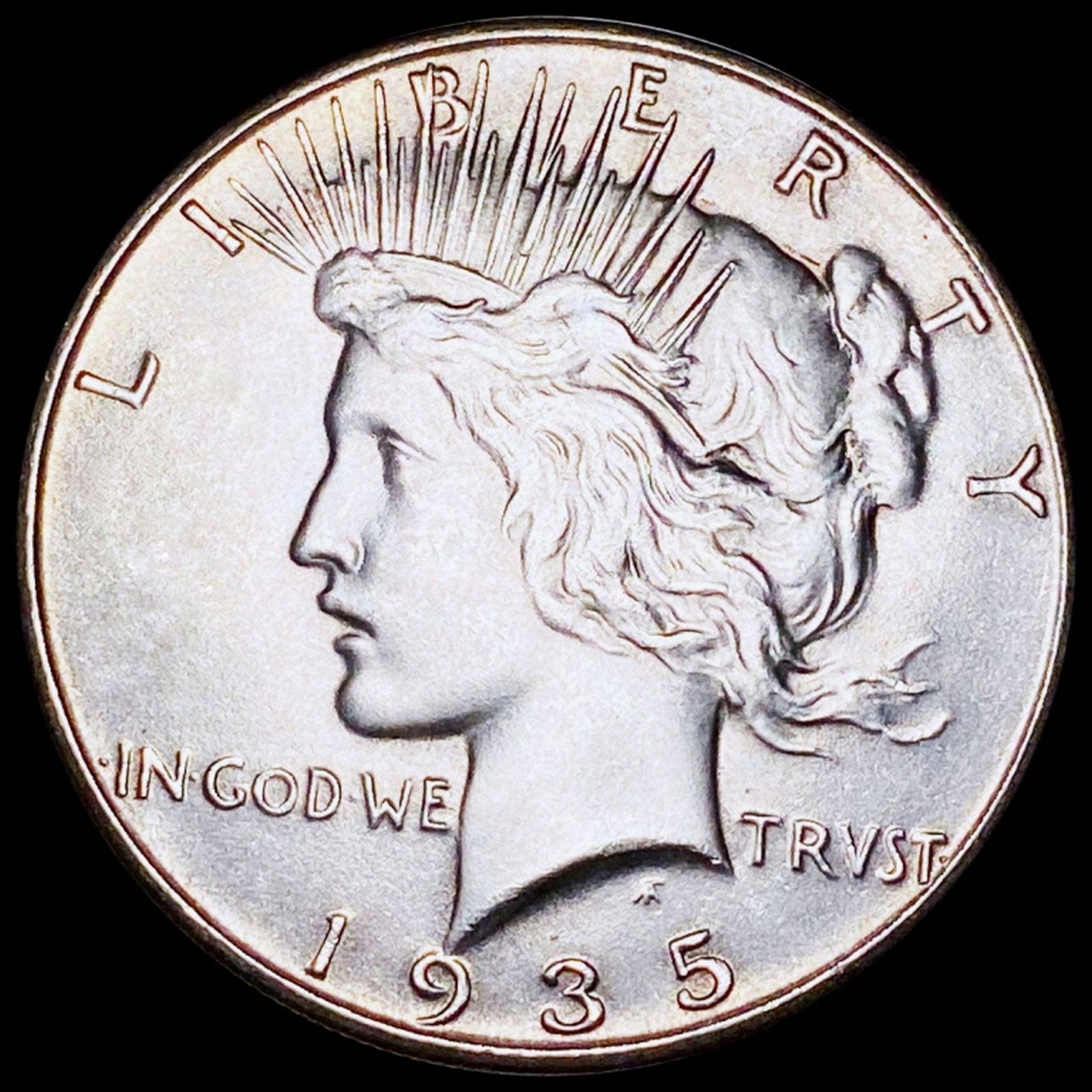 1935 Silver Peace Dollar UNCIRCULATED (1 of 2)