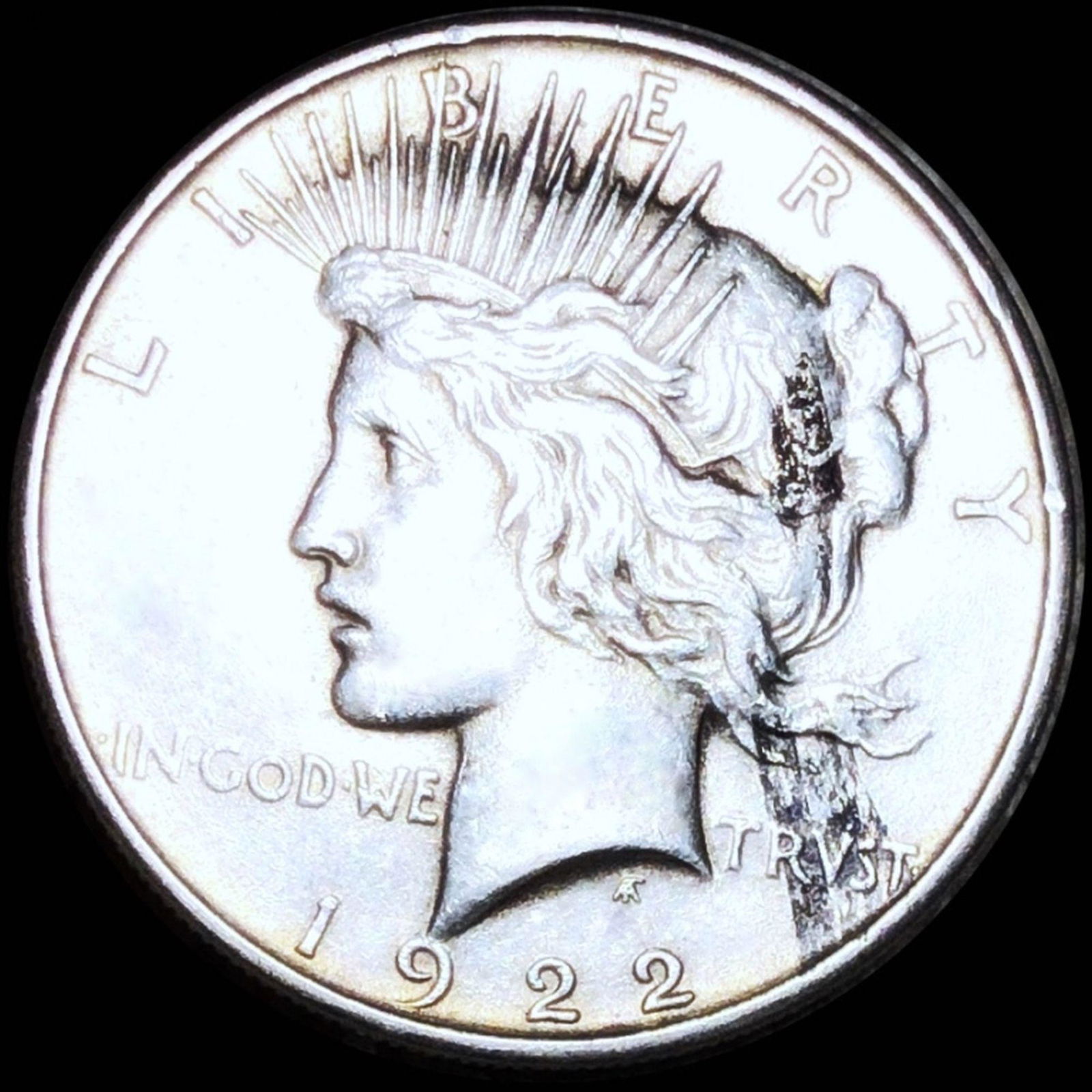 1922 Silver Peace Dollar CLOSELY UNCIRCULATED (1 of 2)