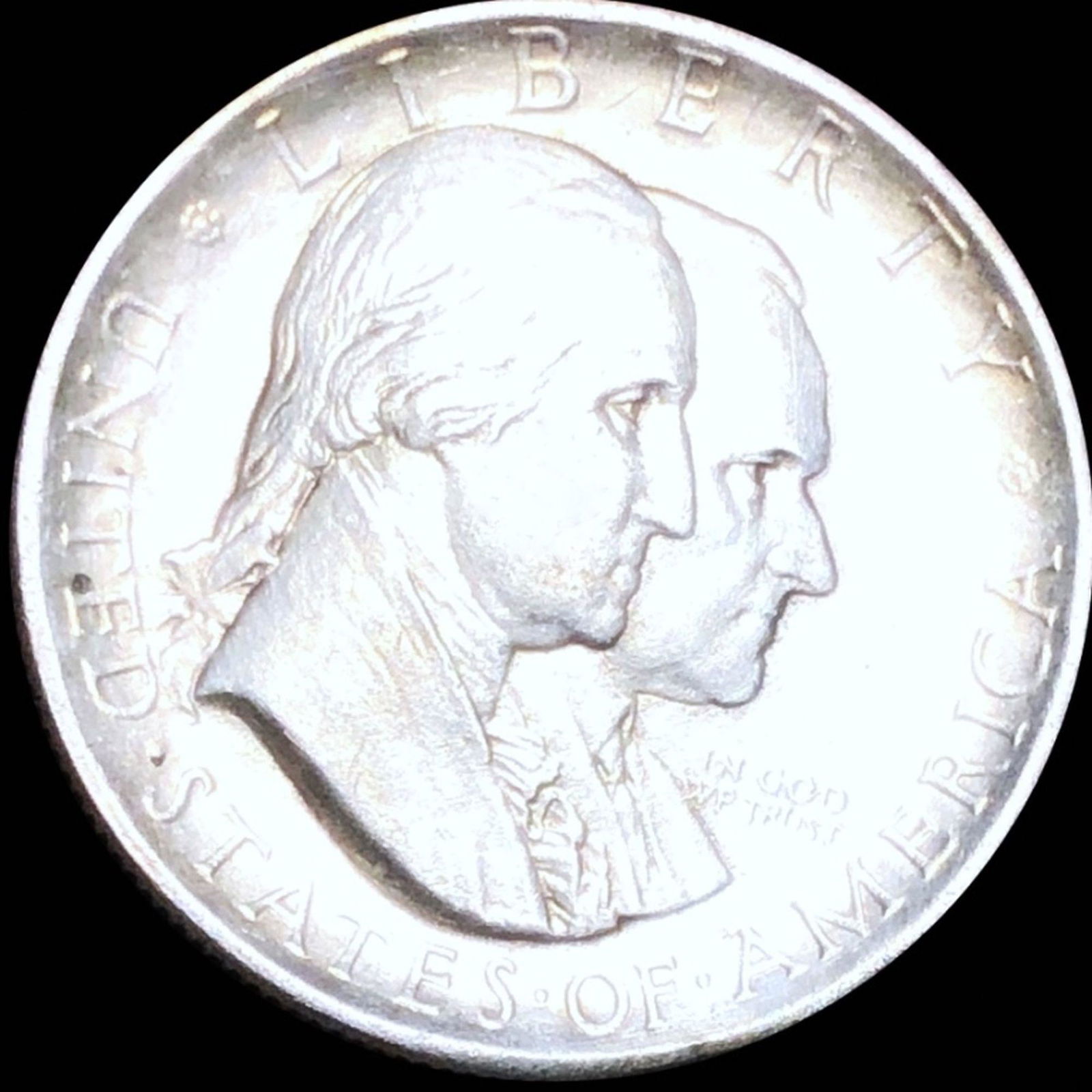 1926 Sesquicentennial Half Dollar UNCIRCULATED (1 of 2)