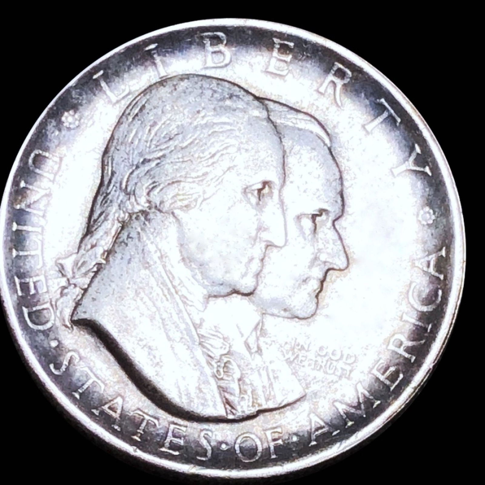 1926 Sesquicentennial Half Dollar UNCIRCULATED (1 of 2)