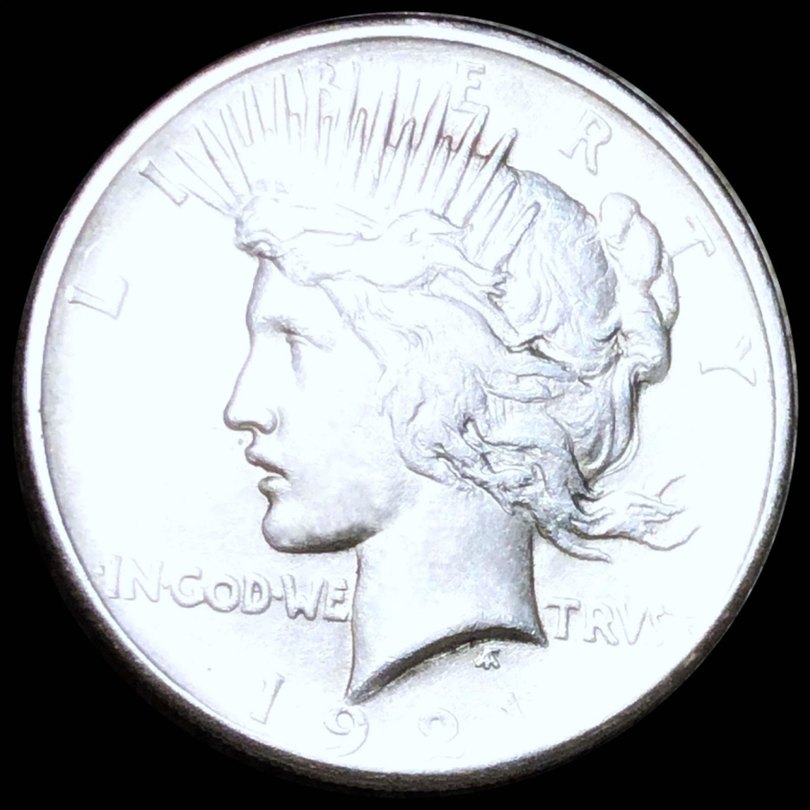 1921 Silver Peace Dollar CLOSELY UNCIRCULATED (1 of 2)