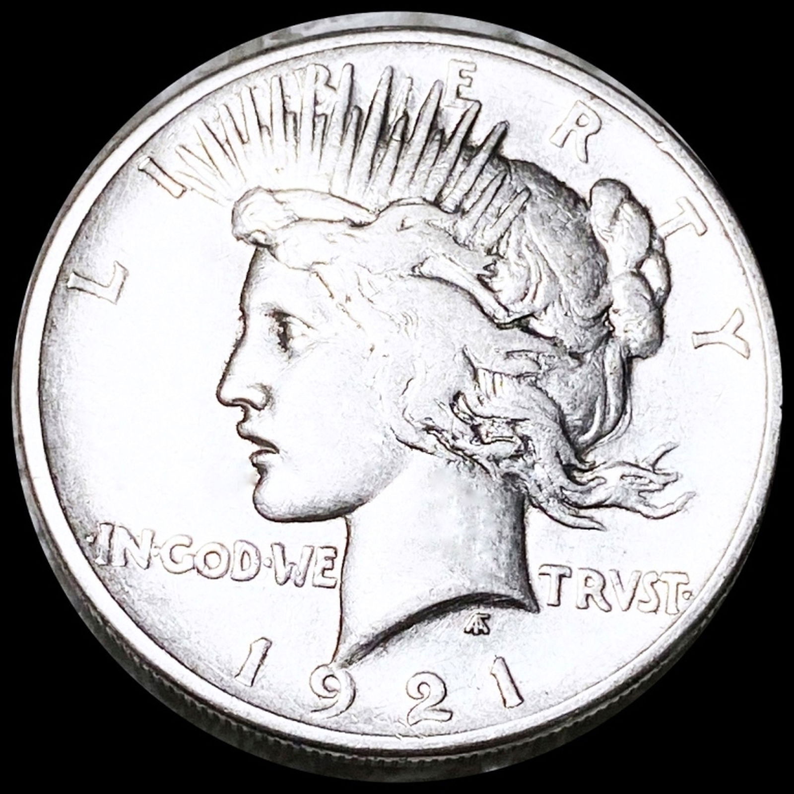 1921 Silver Peace Dollar LIGHTLY CIRCULATED (1 of 2)