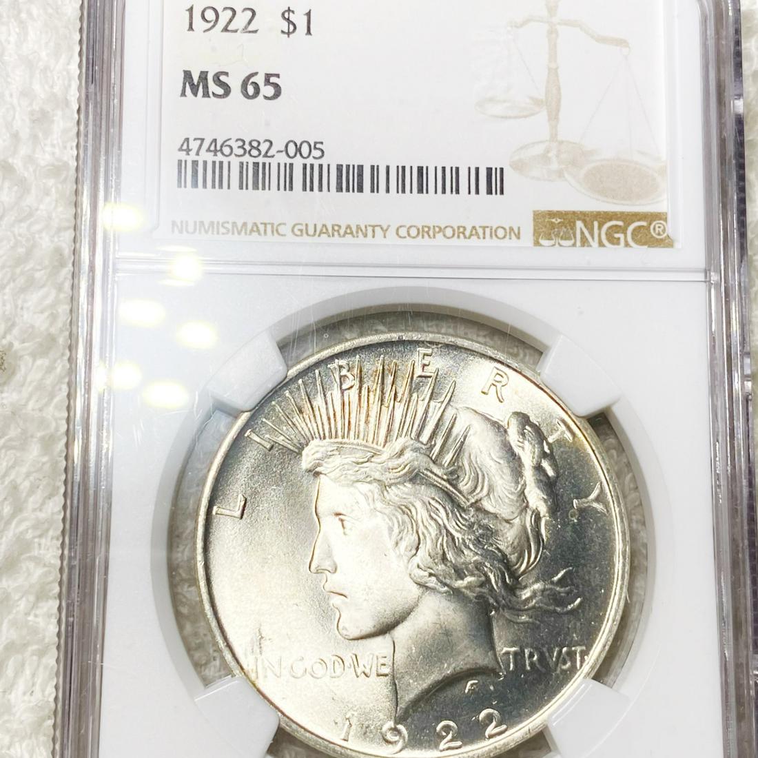 1922 Silver Peace Dollar NGC - MS65 (1 of 2)