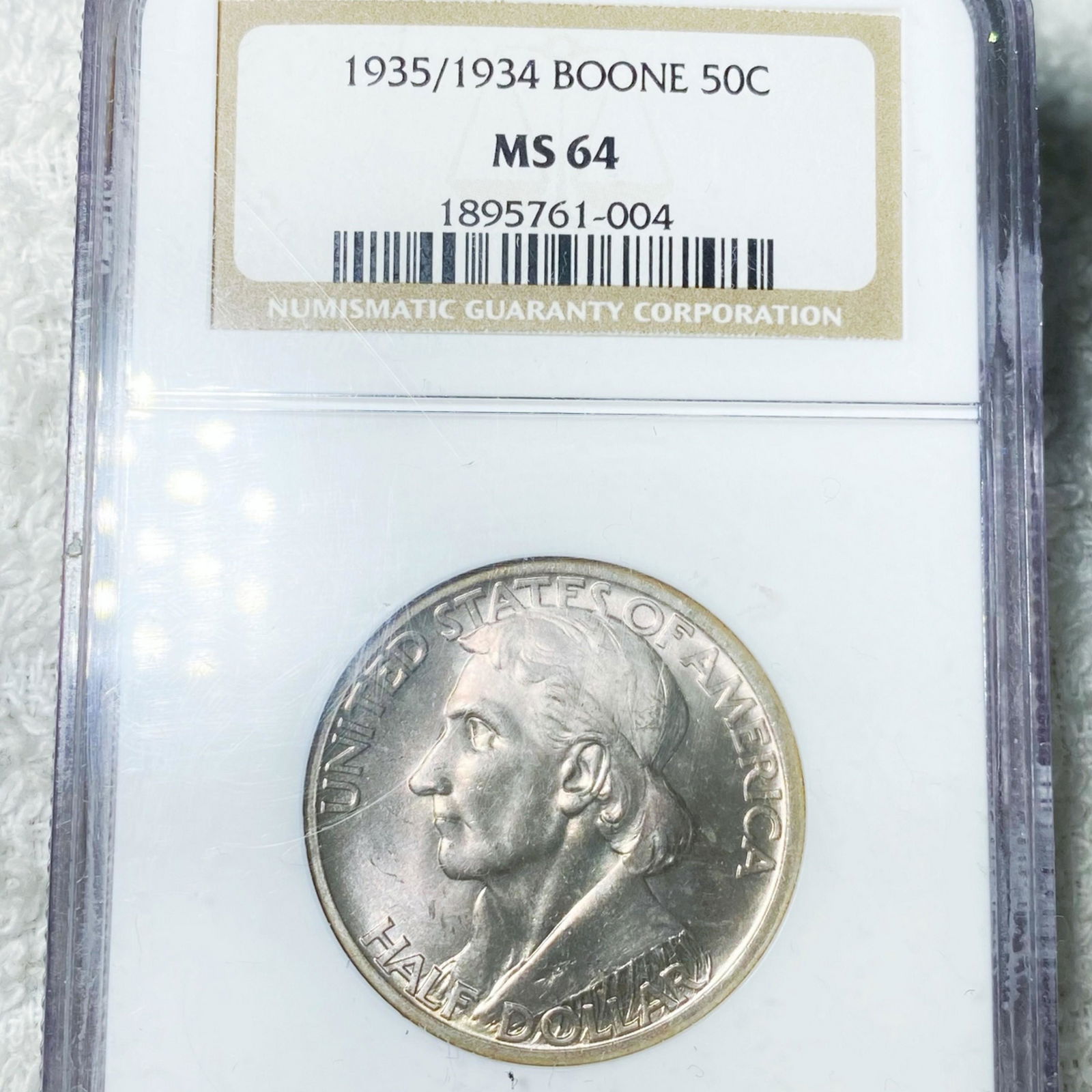 1935/1934 Boone Half Dollar NGC - MS64 (1 of 2)