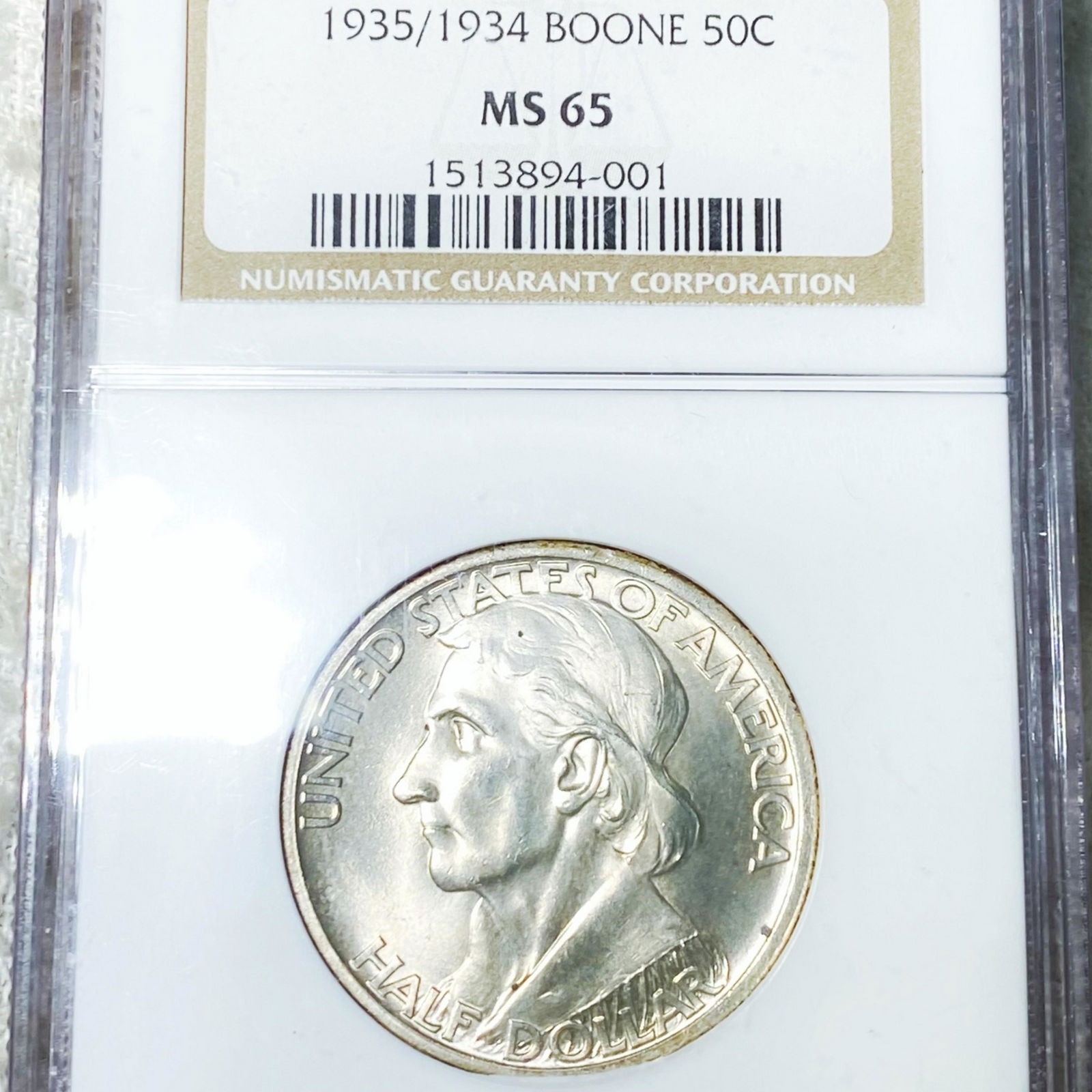 1935/34 Boone Half Dollar NGC - MS65 (1 of 2)