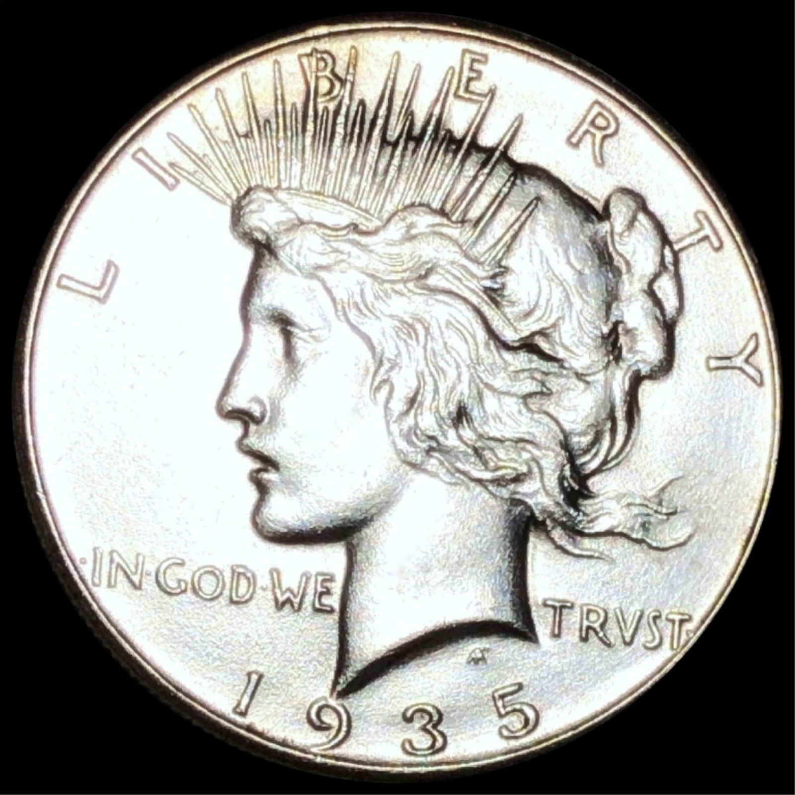 1935 Silver Peace Dollar UNCIRCULATED (1 of 2)