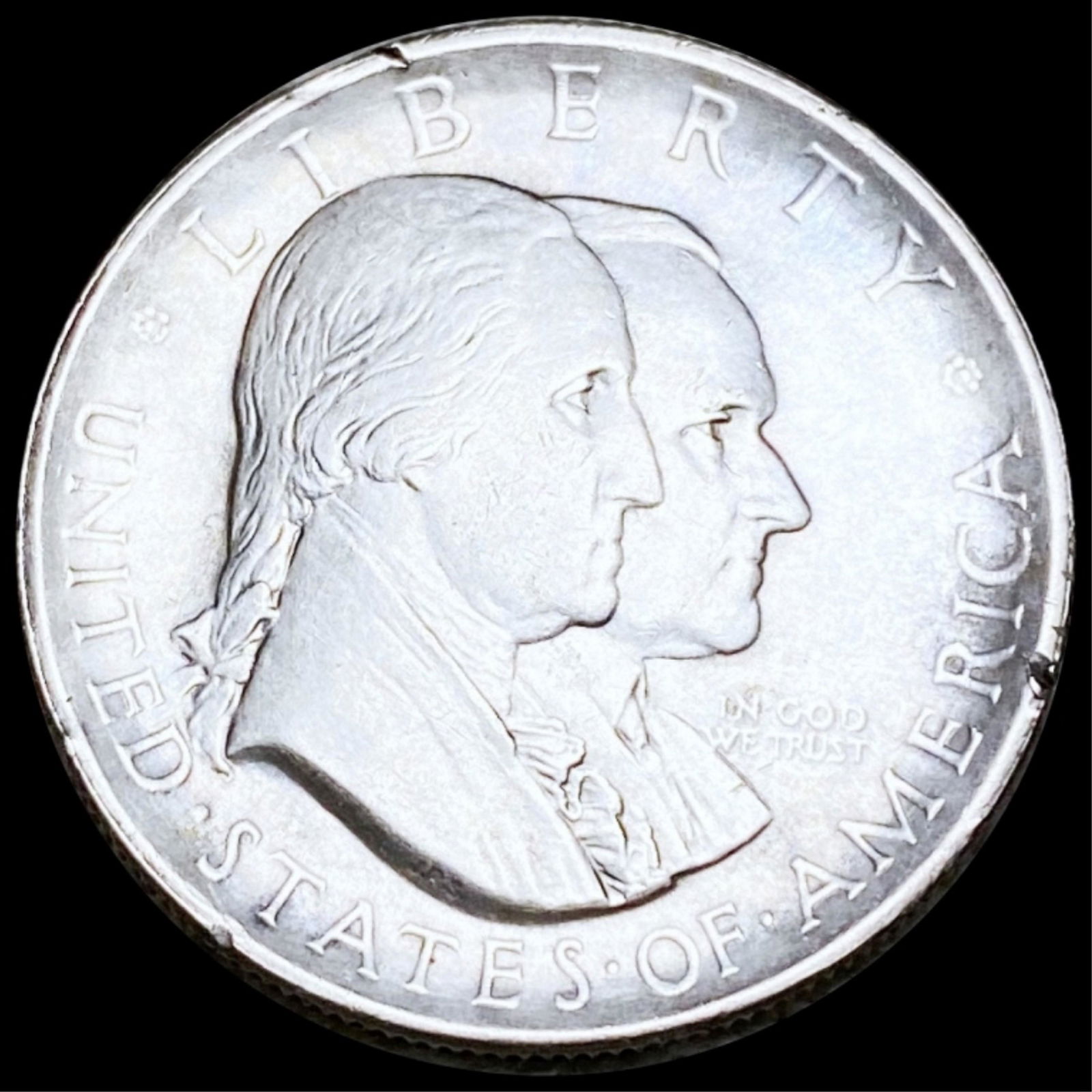 1926 Sesquicentennial Half Dollar UNCIRCULATED (1 of 2)