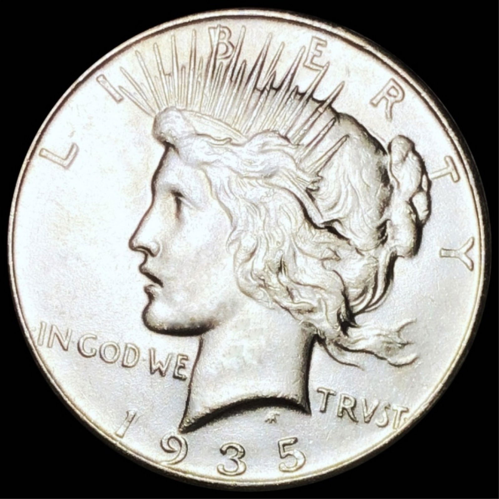 1935 Silver Peace Dollar UNCIRCULATED (1 of 2)
