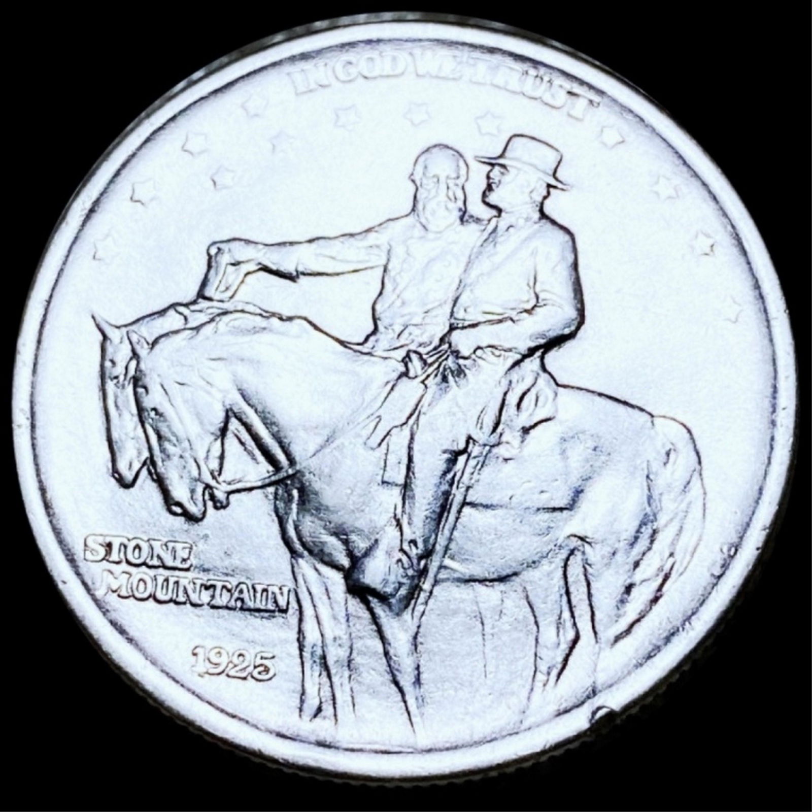 1925 Stone Mountain Half Dollar NEARLY UNC (1 of 2)