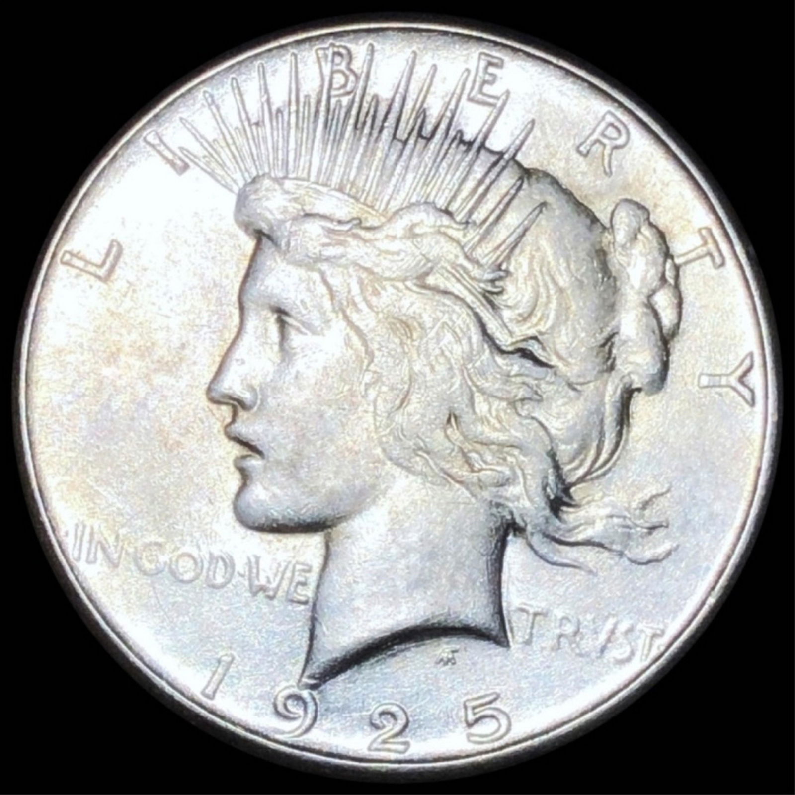 1925-S Silver Peace Dollar NEARLY UNC (1 of 2)