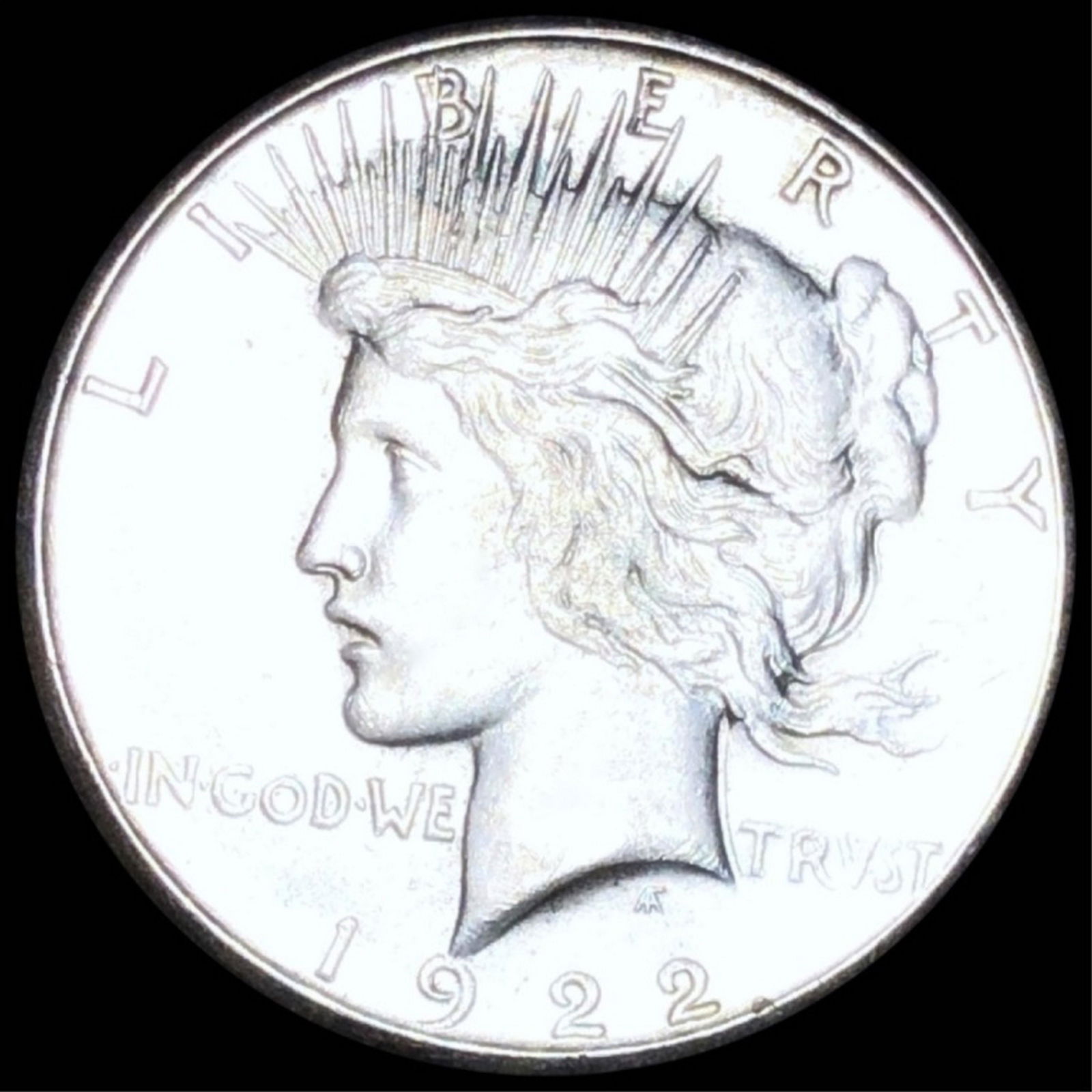 1922-S Silver Peace Dollar ABOUT UNC (1 of 2)
