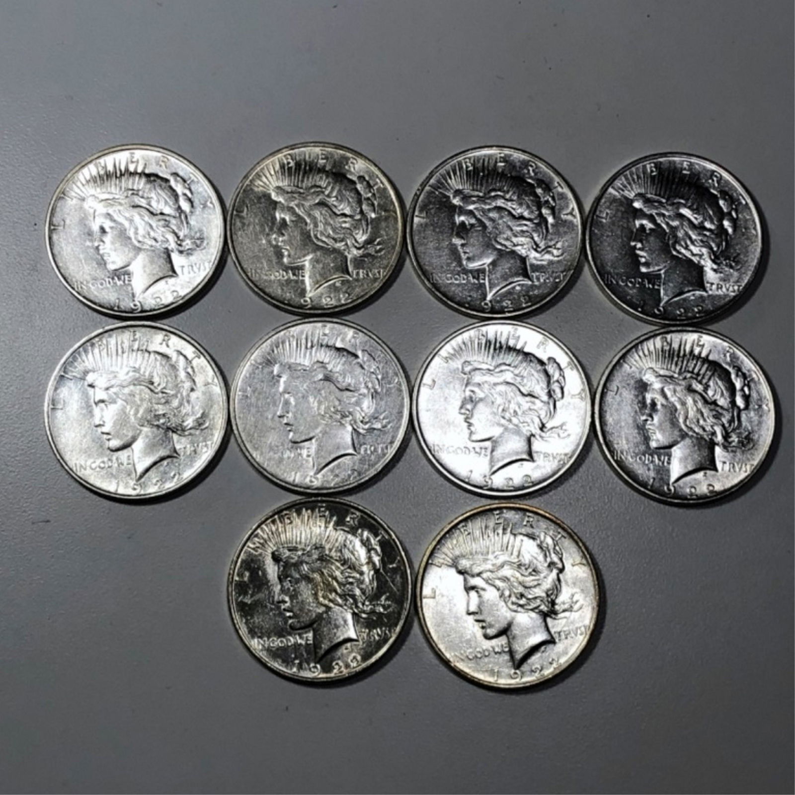 10-1922 Silver Peace Dollars UNCIRCULATED (1 of 2)