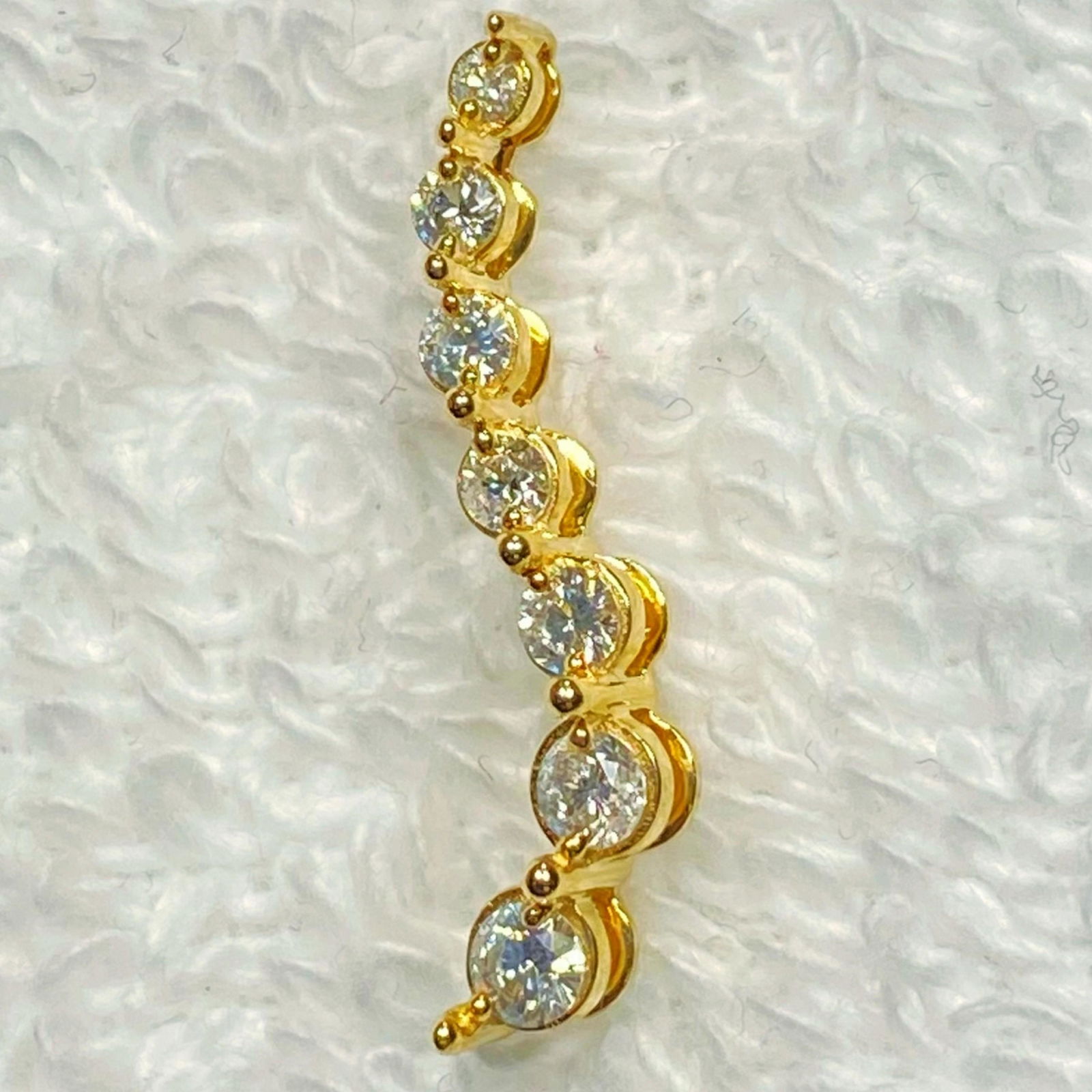 14kt White-Gold Circle Pendant/w Diamond Lining, (1 of 2)