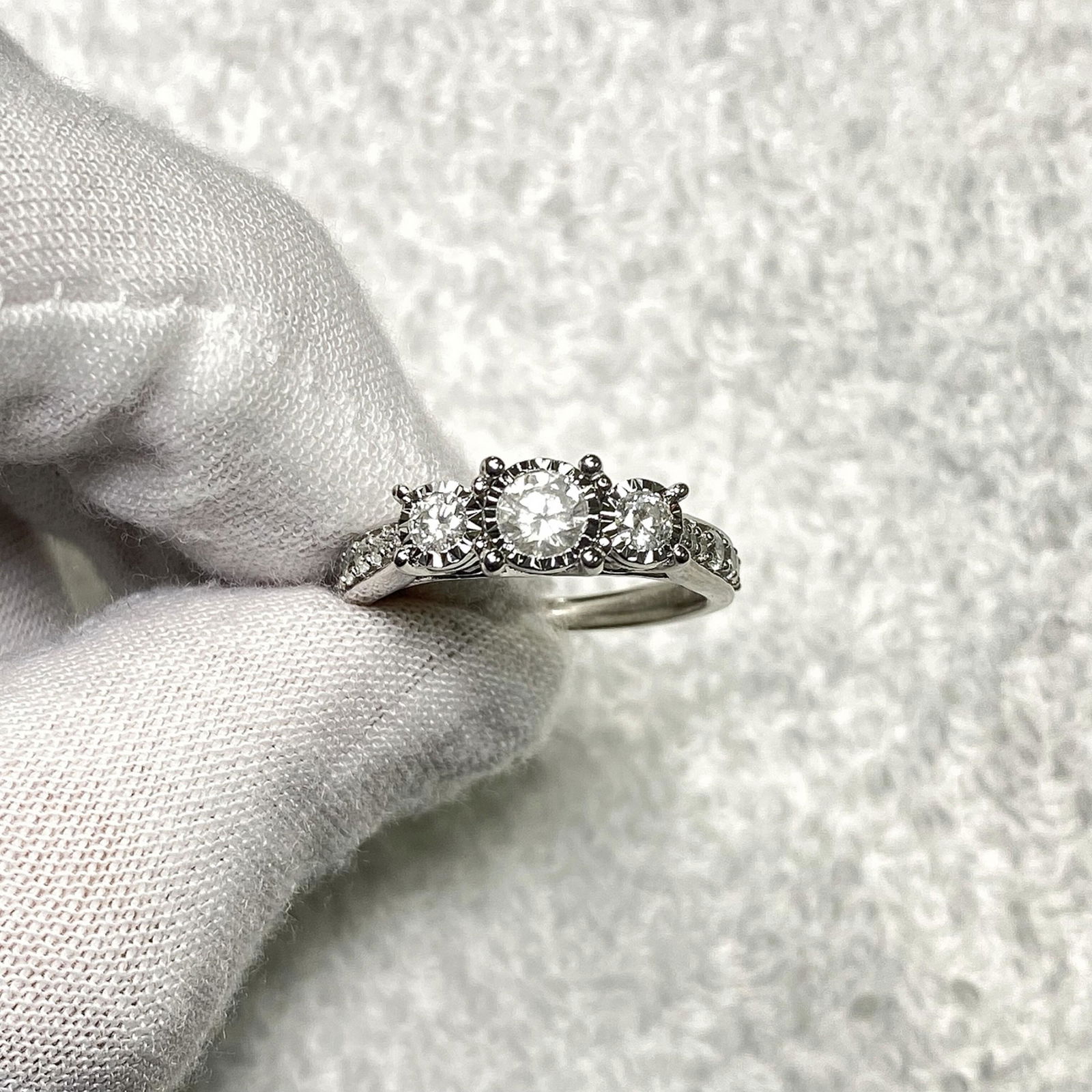 14KT White-Gold Triple Diamond Ring 3.1DWT (1 of 2)