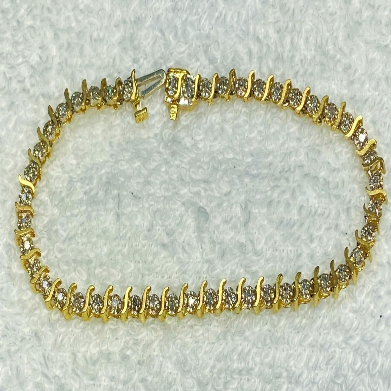 14kt Gold Bracelet With Diamonds, 4.5 DWT (1 of 2)