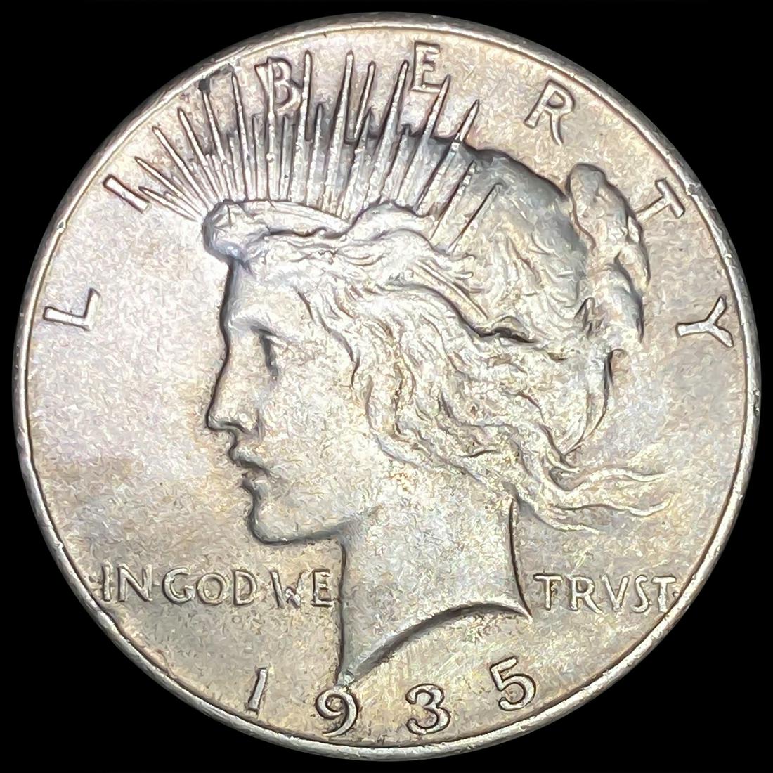 1935 Silver Peace Dollar NEARLY UNCIRCULATED (1 of 2)