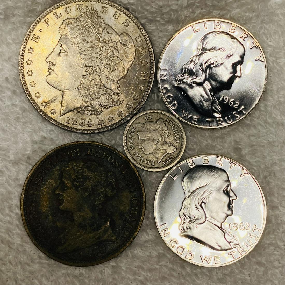 5 Misc Coins ABOUT UNCIRCULATED (1 of 2)