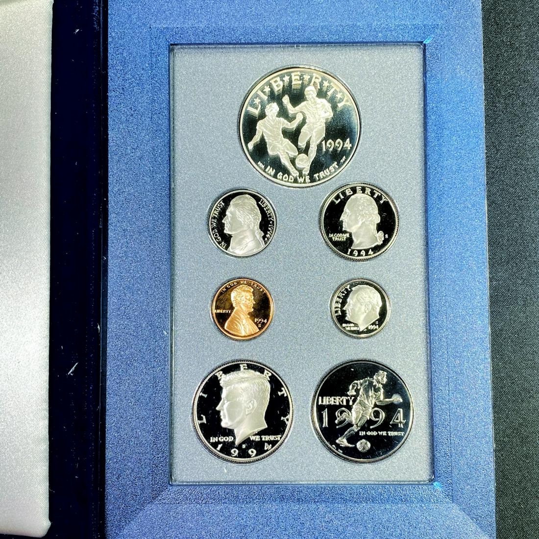 1994 US Mint Prestige Set - (1 of 3)