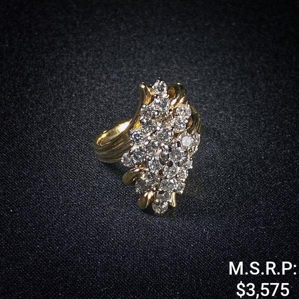 4.7 DWT 10 KT Gold Ring w/ Lrg Stylzd Dimd (1 of 2)