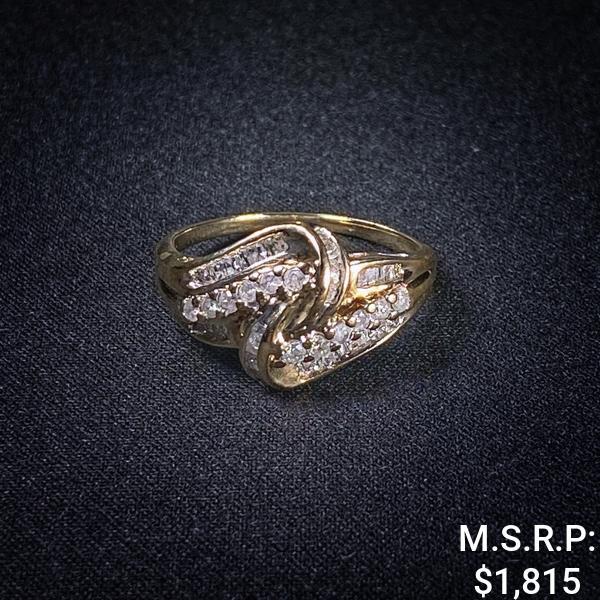 3.4 DWT 10 KT Gold Ring w/ Dimd Lining (1 of 2)