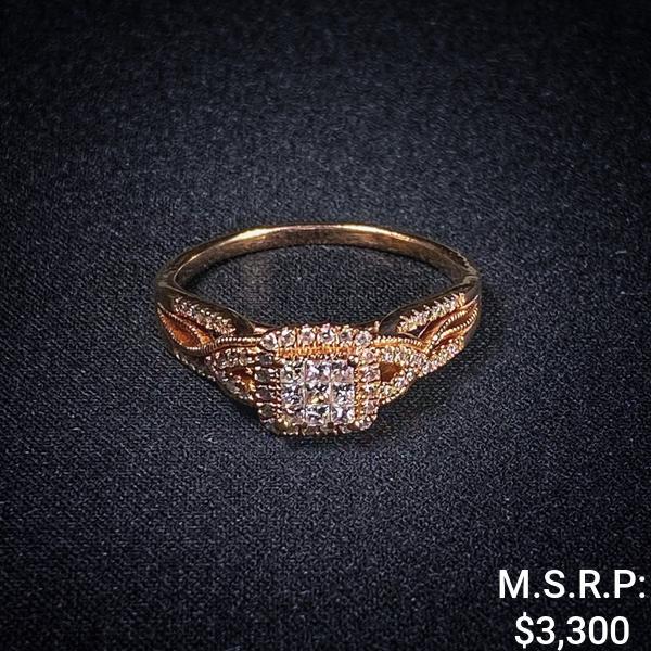 2.9 DWT 10 KT Rs Gold w/ Dimd Lining Ring Sz: 11 (1 of 2)