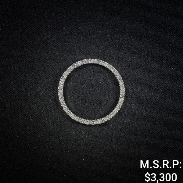 1.3 DWT 14 KT Wht Gold Circle Pendant w/ Dimd (1 of 2)