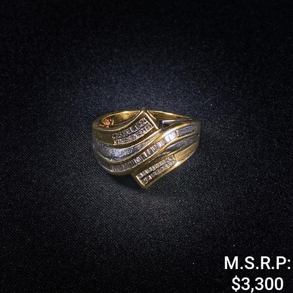 3.6 DWT 10 KT Gold w/ Dimd Lining Ring Sz: 9 (1 of 2)