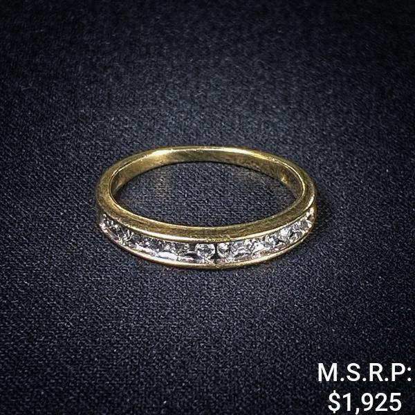 1.1 DWT 10 KT Gold w/ Dimd Lining Ring Sz: 5.5 (1 of 2)