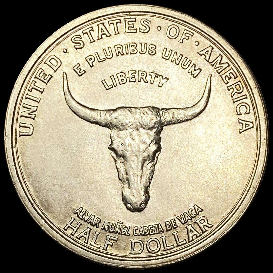 1935 Spanish Trail Half Dollar UNCIRCULATED (1 of 2)