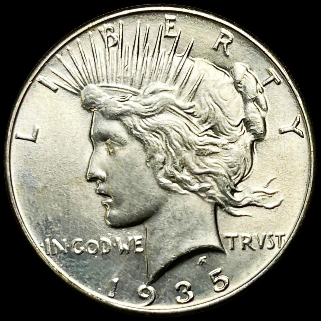 1935 Silver Peace Dollar UNCIRCULATED (1 of 2)