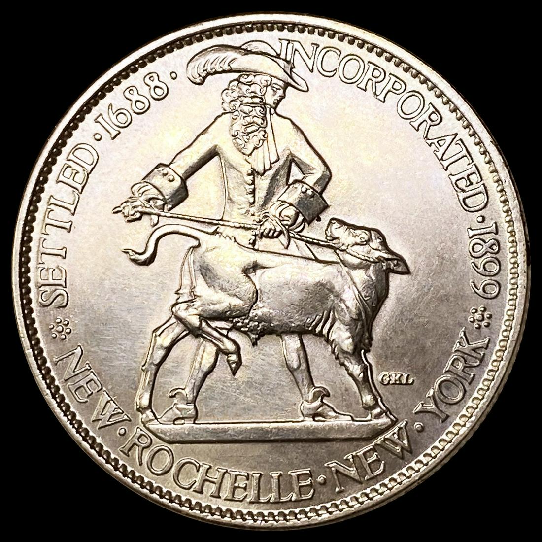 1938 New Rochelle Half Dollar UNCIRCULATED (1 of 2)