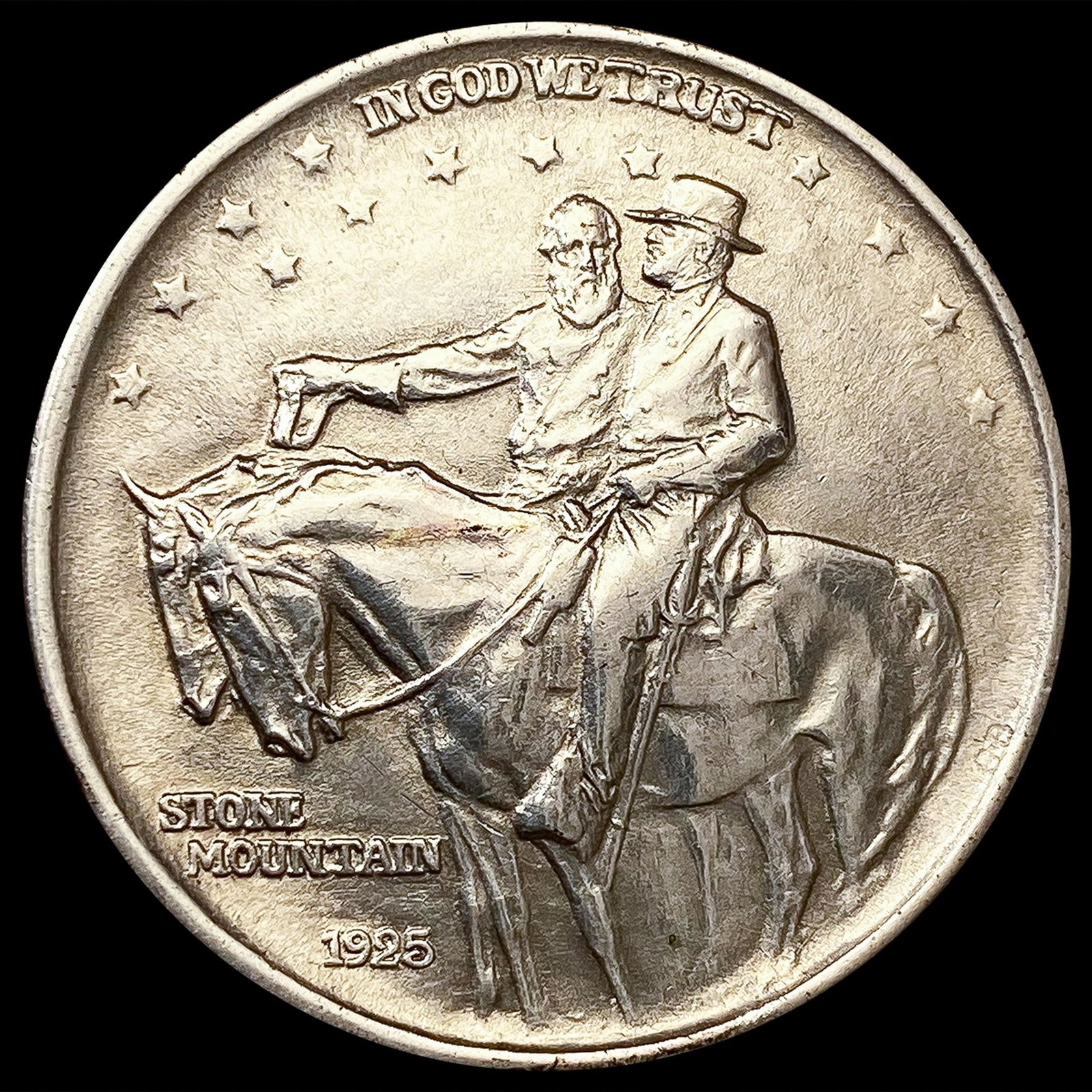 1925 Stone Mountain Half Dollar NEARLY UNC (1 of 2)