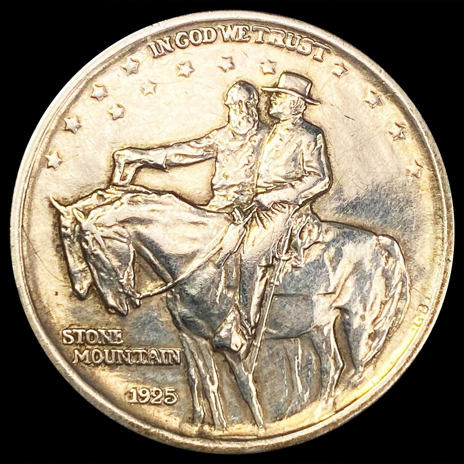 1925 Stone Mountain Half Dollar NEARLY UNC (1 of 2)