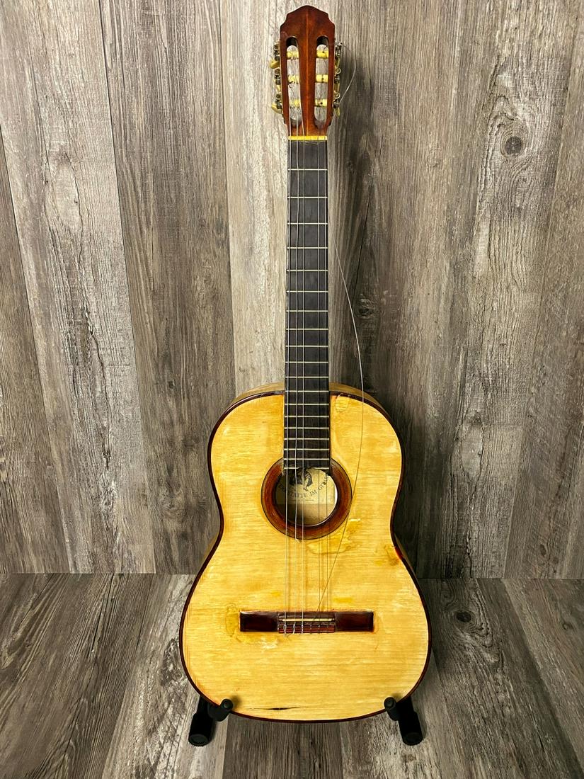 Oscar Teller Classical ACC Guitar w/ Soft Case (1 of 8)