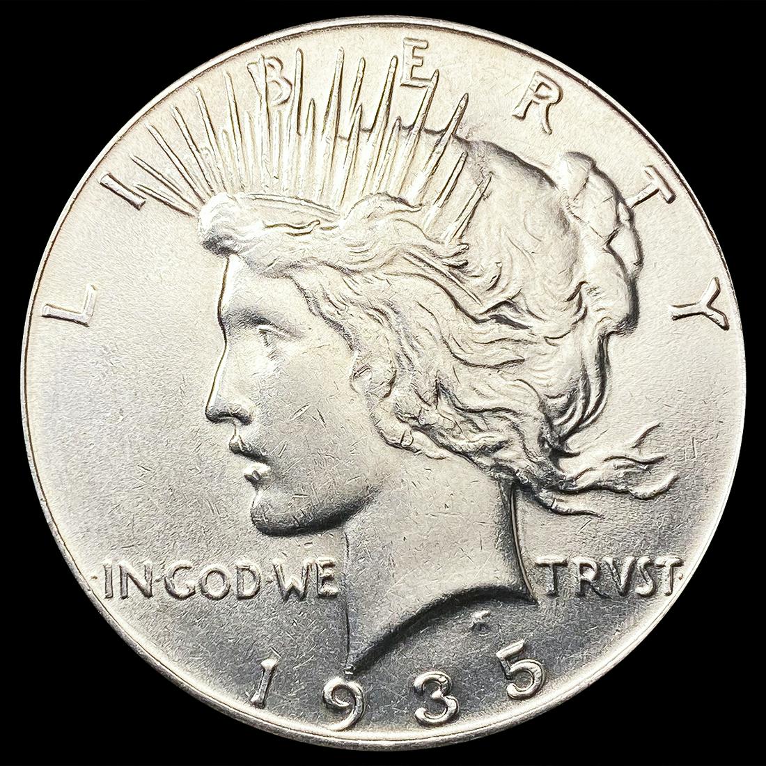 1935 Silver Peace Dollar UNCIRCULATED (1 of 2)
