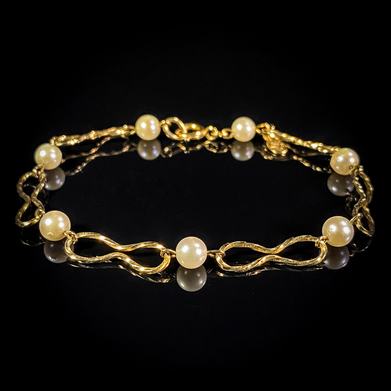 2.55 DWT 14 KT Gold Bracelet w/ Pearls (1 of 4)