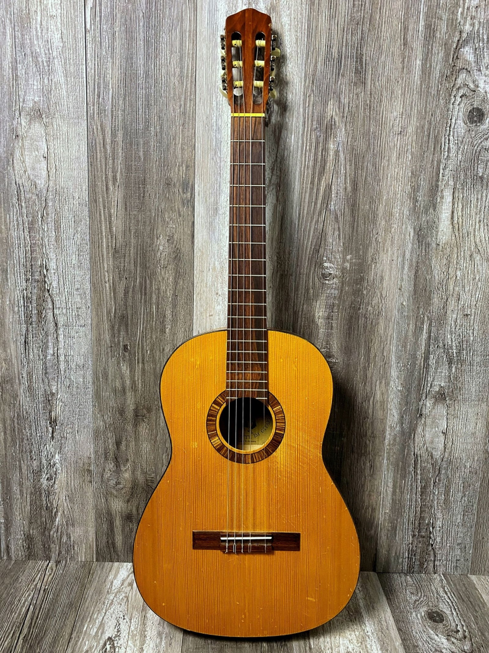 1977 Oscar Teller ACC Guitar On-Stage SC (1 of 10)