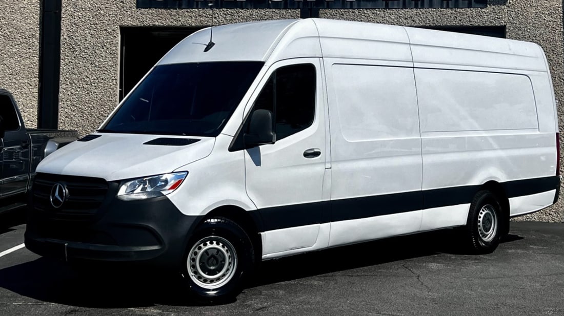 2021 Mercedes-Benz Sprinter 2500 (1 of 8)