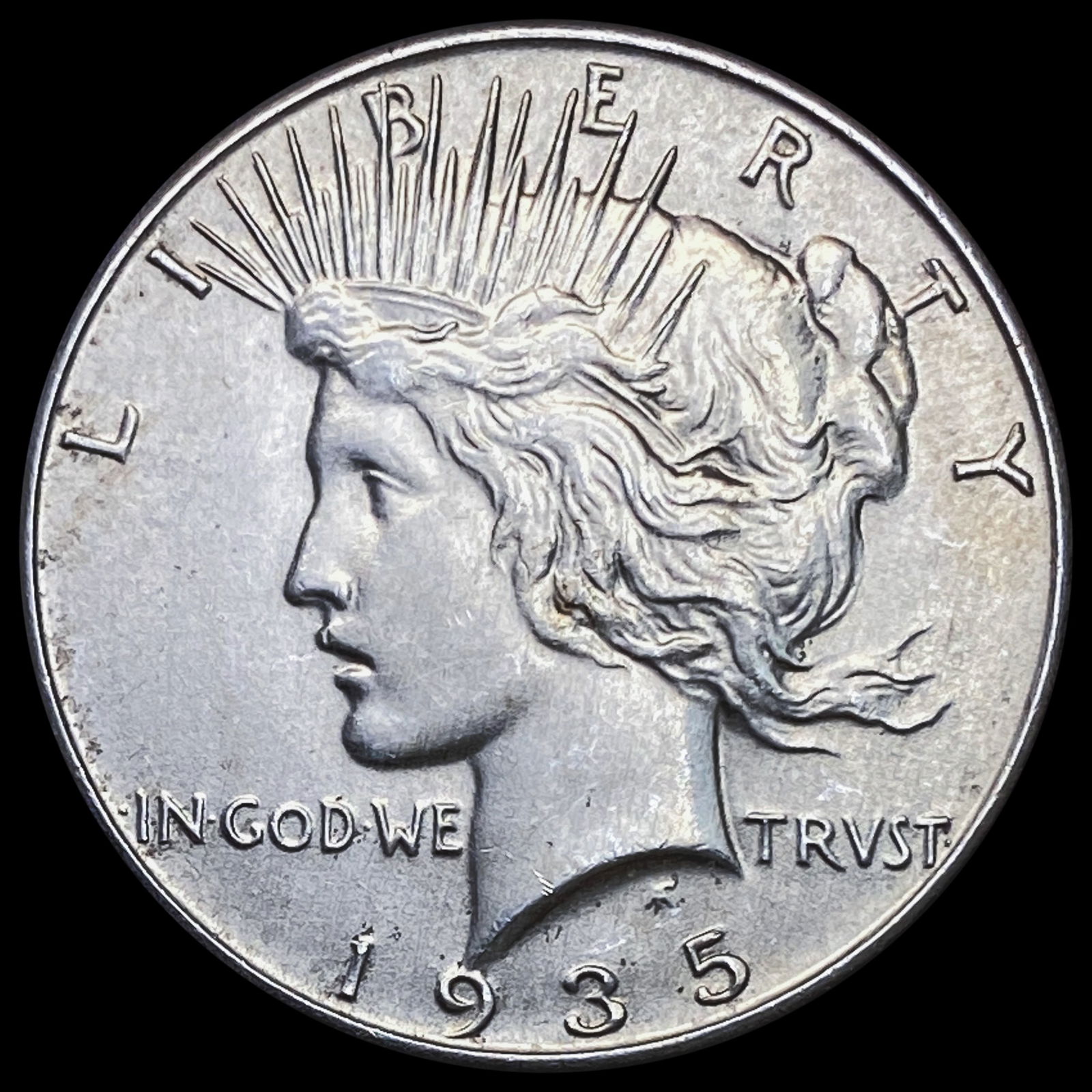1935 Silver Peace Dollar NEARLY UNCIRCULATED (1 of 2)