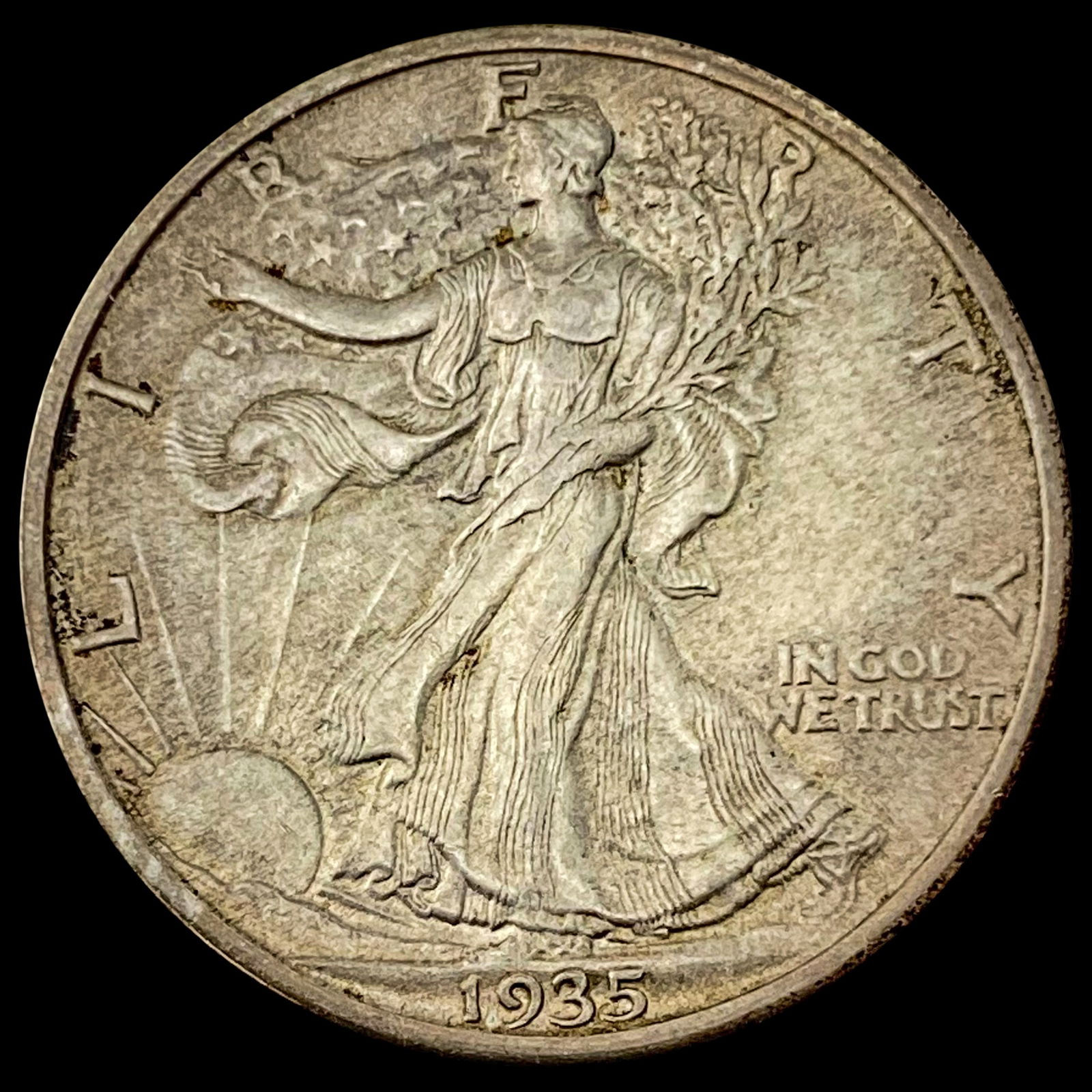 1935 Walking Liberty Half Dollar UNCIRCULATED (1 of 2)