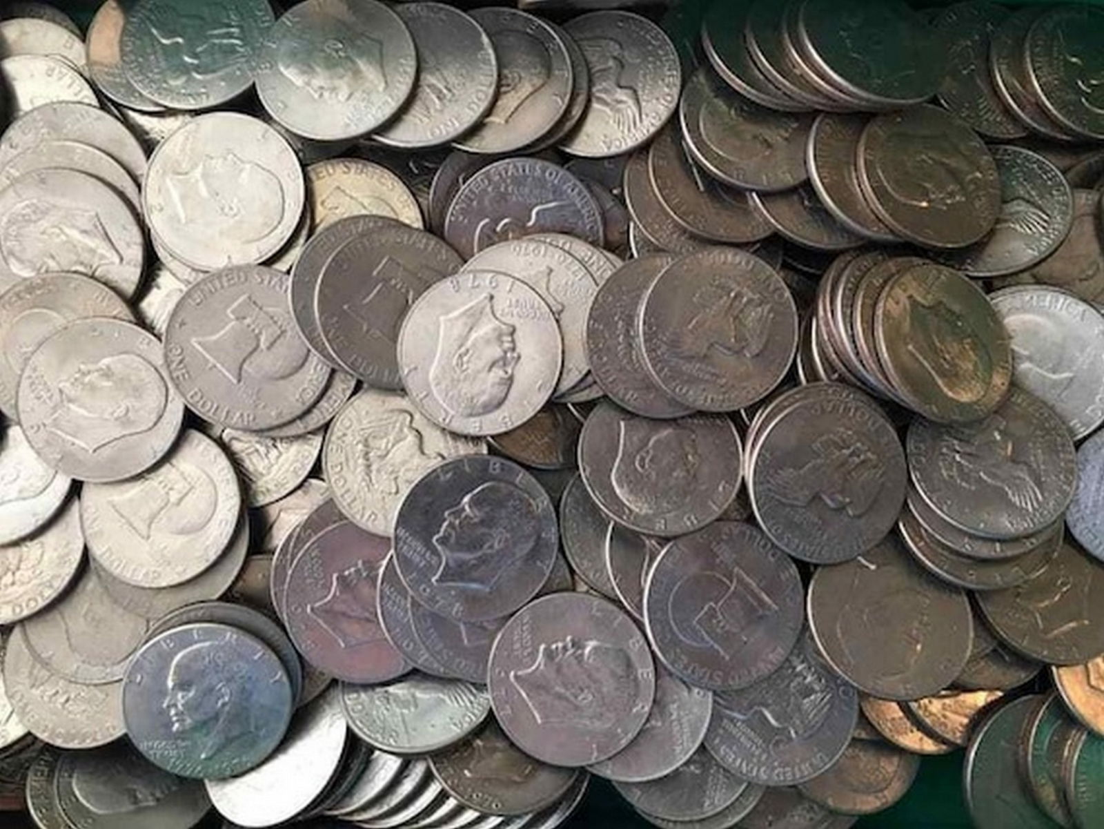 [20] 1921 Morgan Silver Dollar  Roll Nice CIRC (1 of 1)