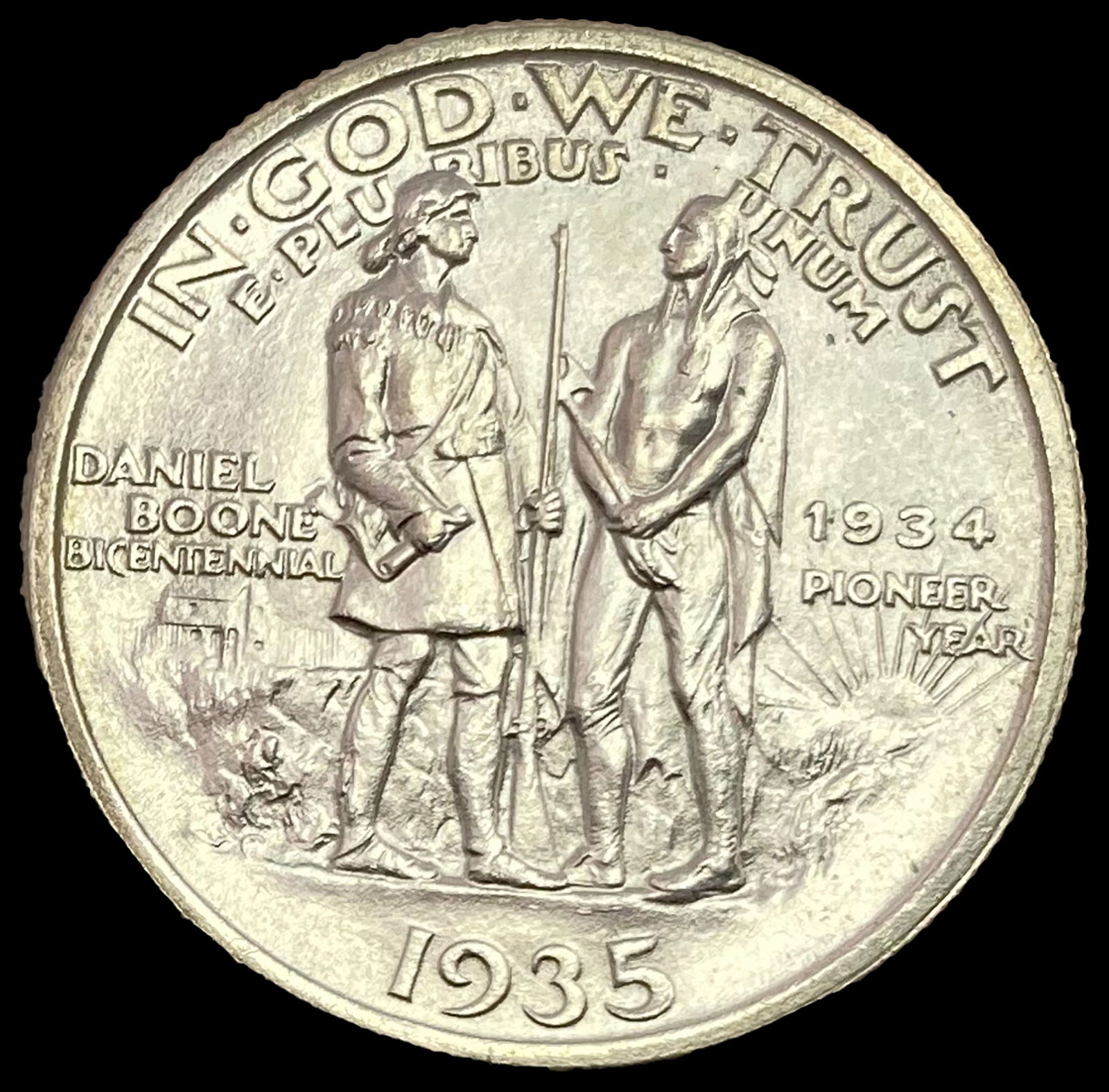 1935 Daniel Boone Half Dollar UNCIRCULATED (1 of 2)