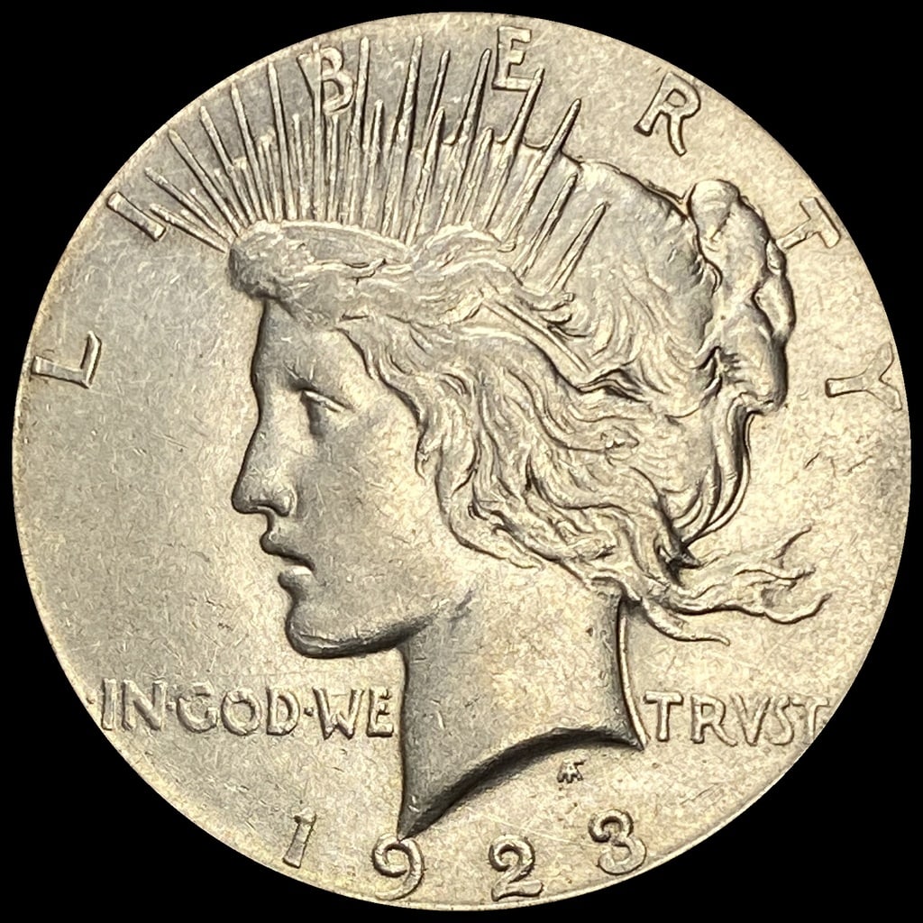 1923-D Silver Peace Dollar LIGHTLY CIRCULATED (1 of 2)
