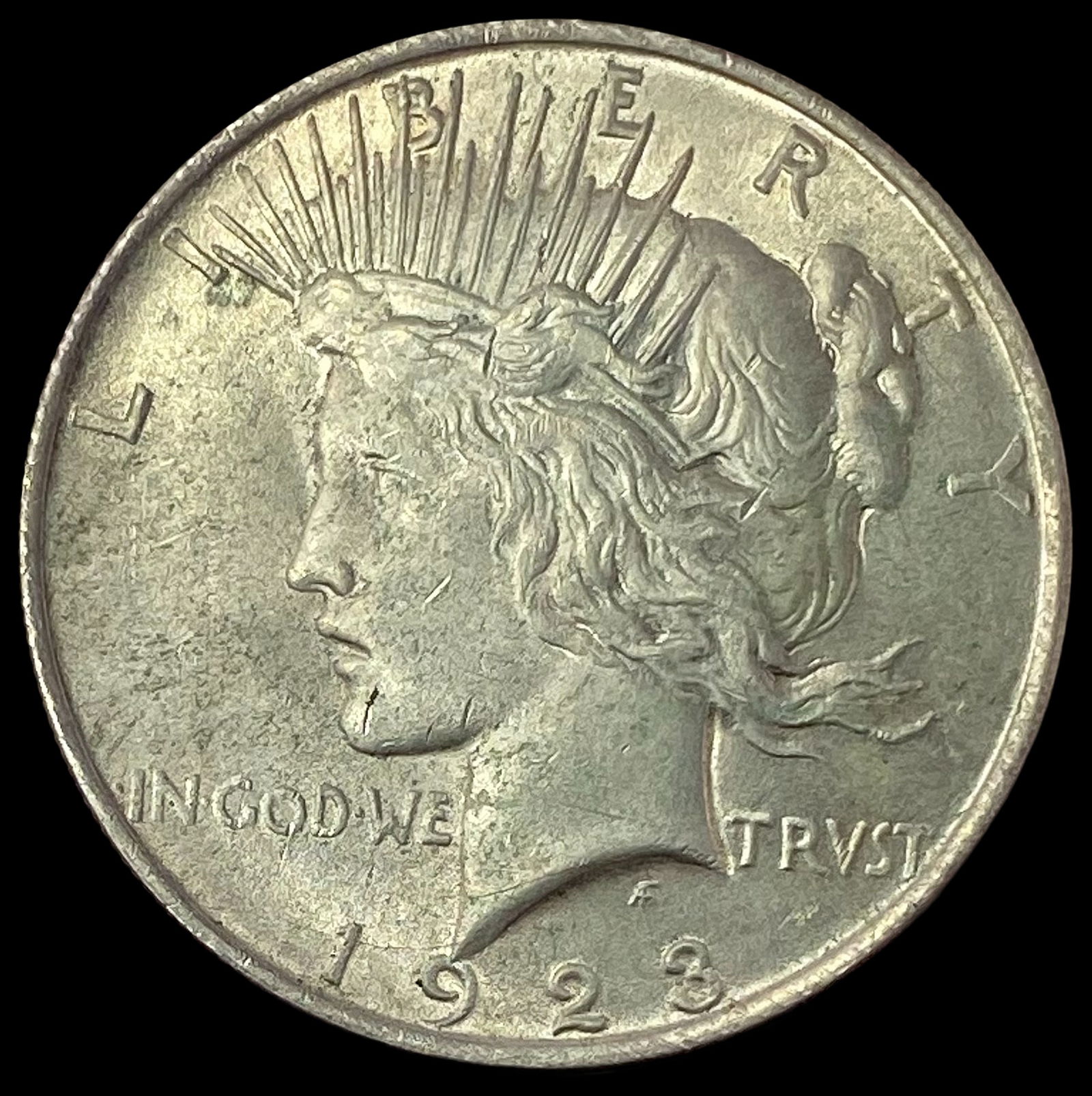 1923 Silver Peace Dollar UNCIRCULATED (1 of 2)