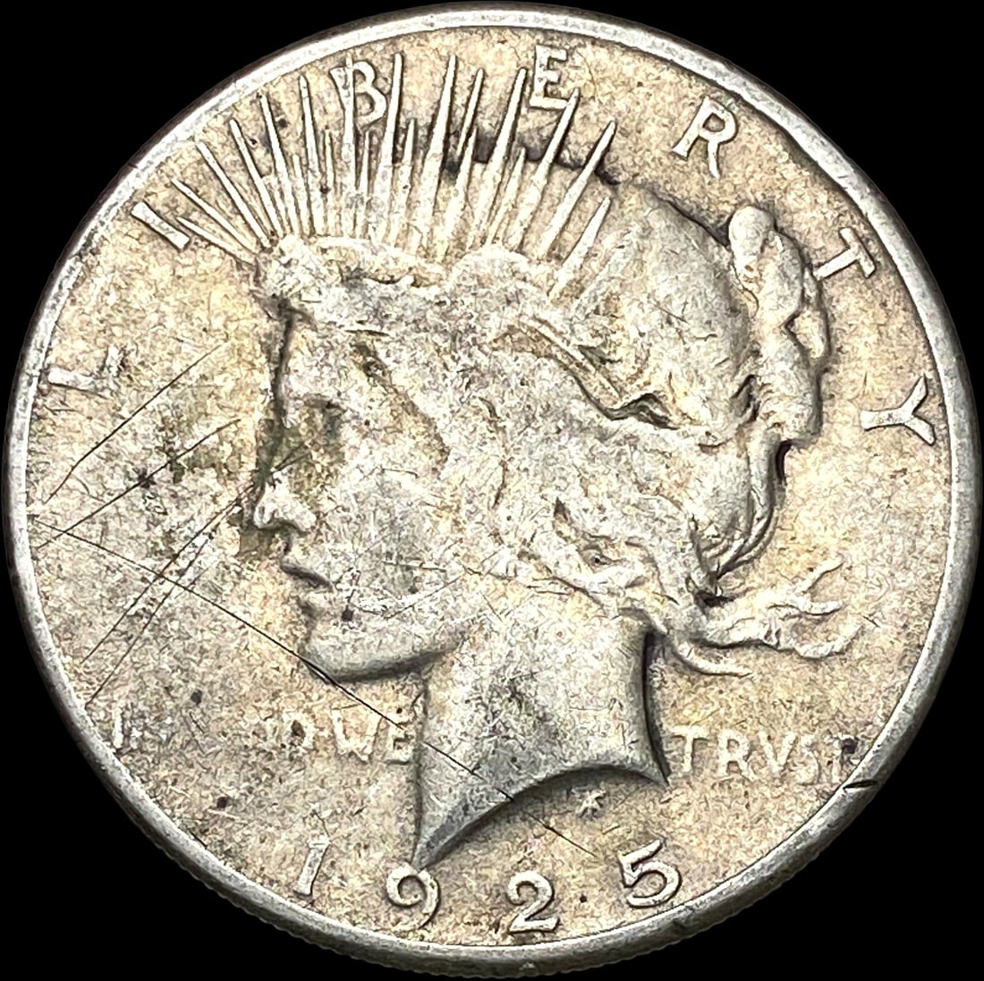 1925-S Silver Peace Dollar NEARLY UNCIRCULATED (1 of 2)