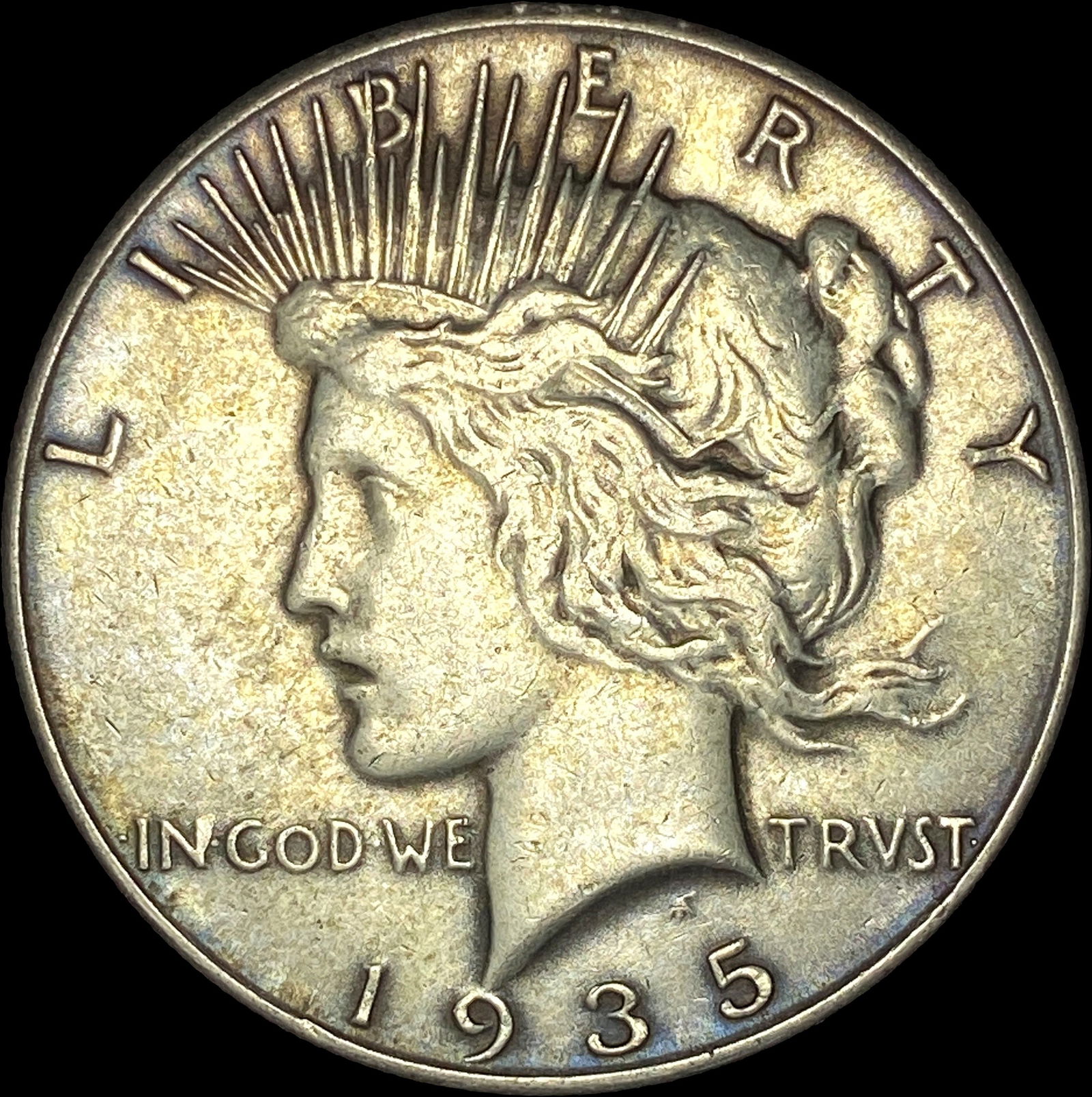 1935 Silver Peace Dollar LIGHTLY CIRCULATED (1 of 2)